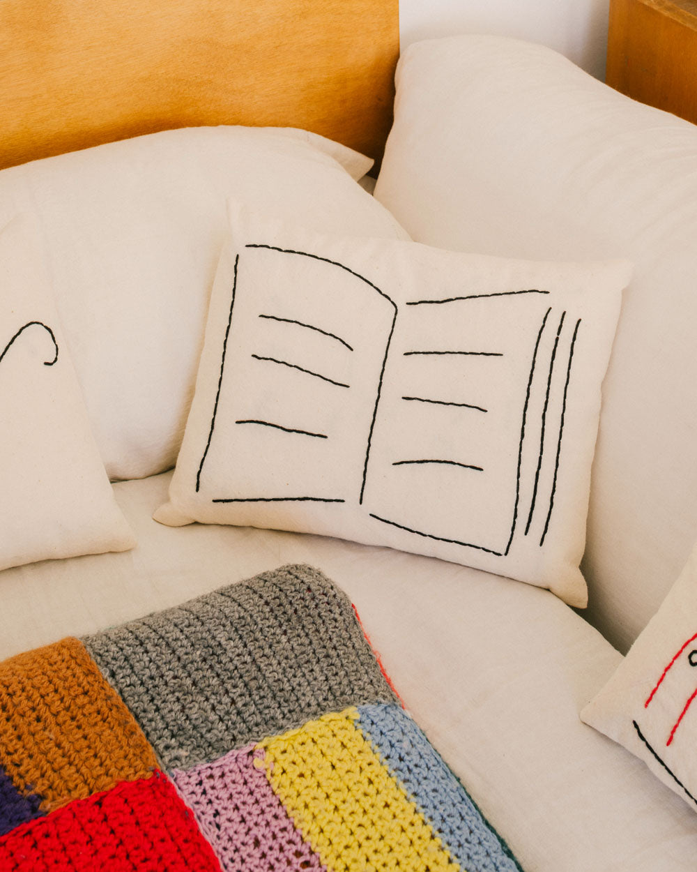 Livre Cushion
