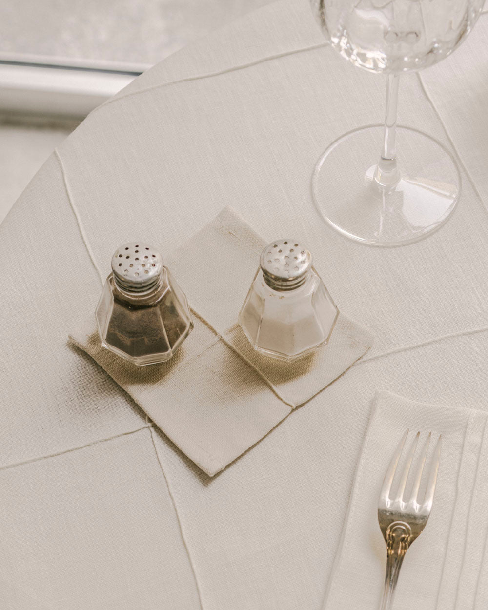 Salt & Pepper Mat