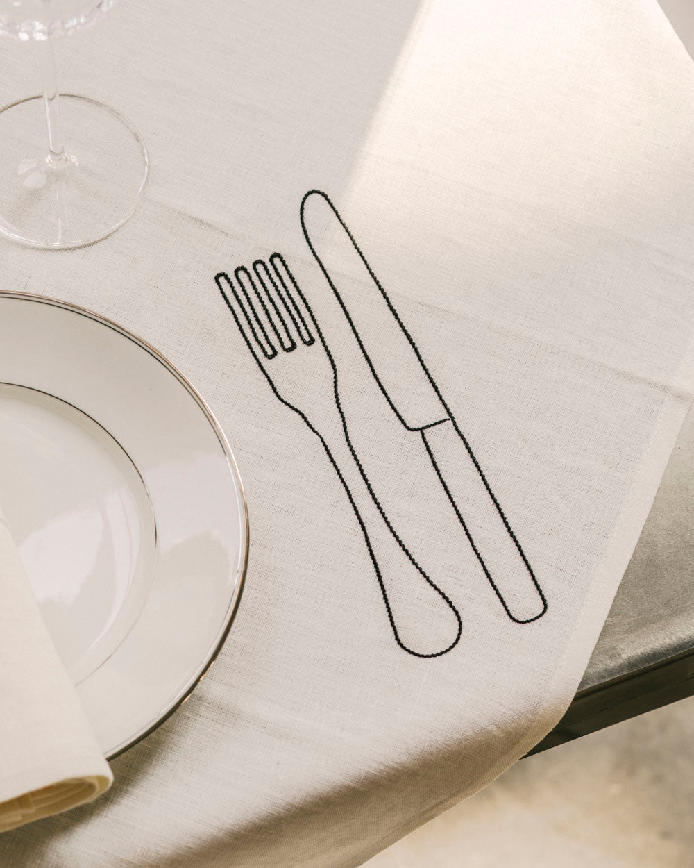 Overlay Tablecloth With Cutlery