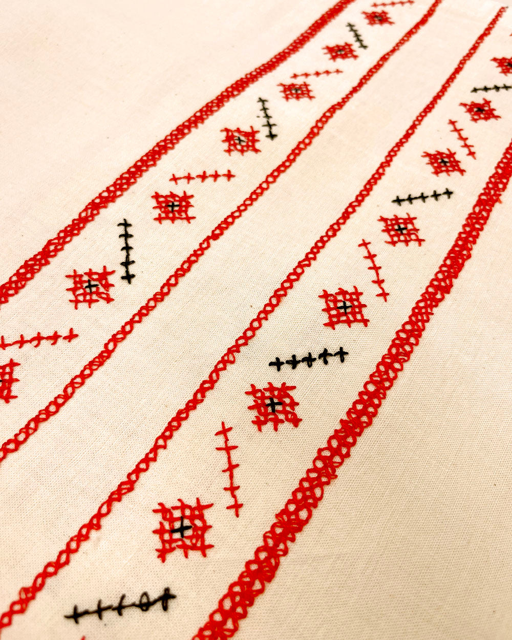 Table Runner Corridor Citoyen x Sarah Espeute #02