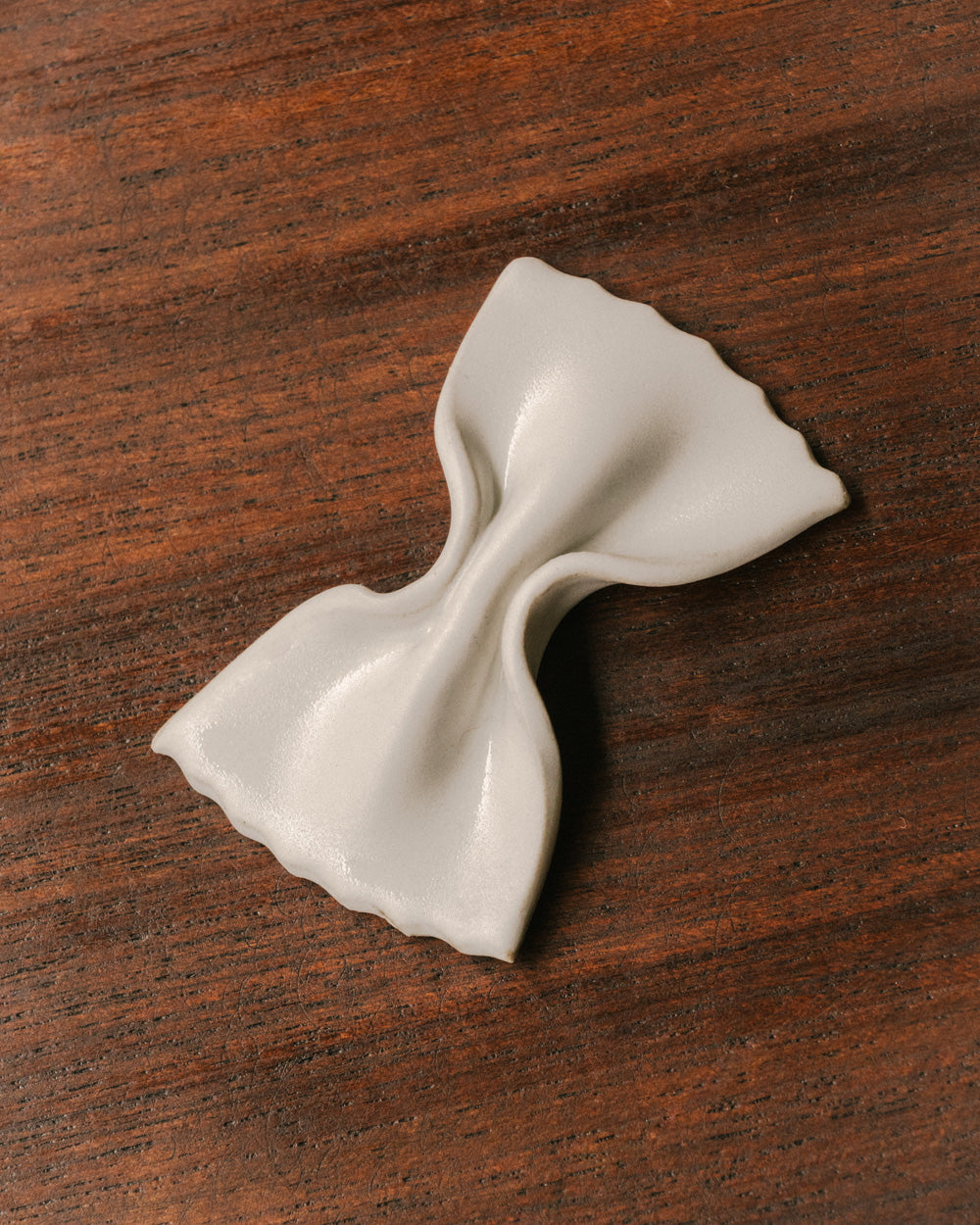 Set of 2 Matte Farfalle Knife-Rests