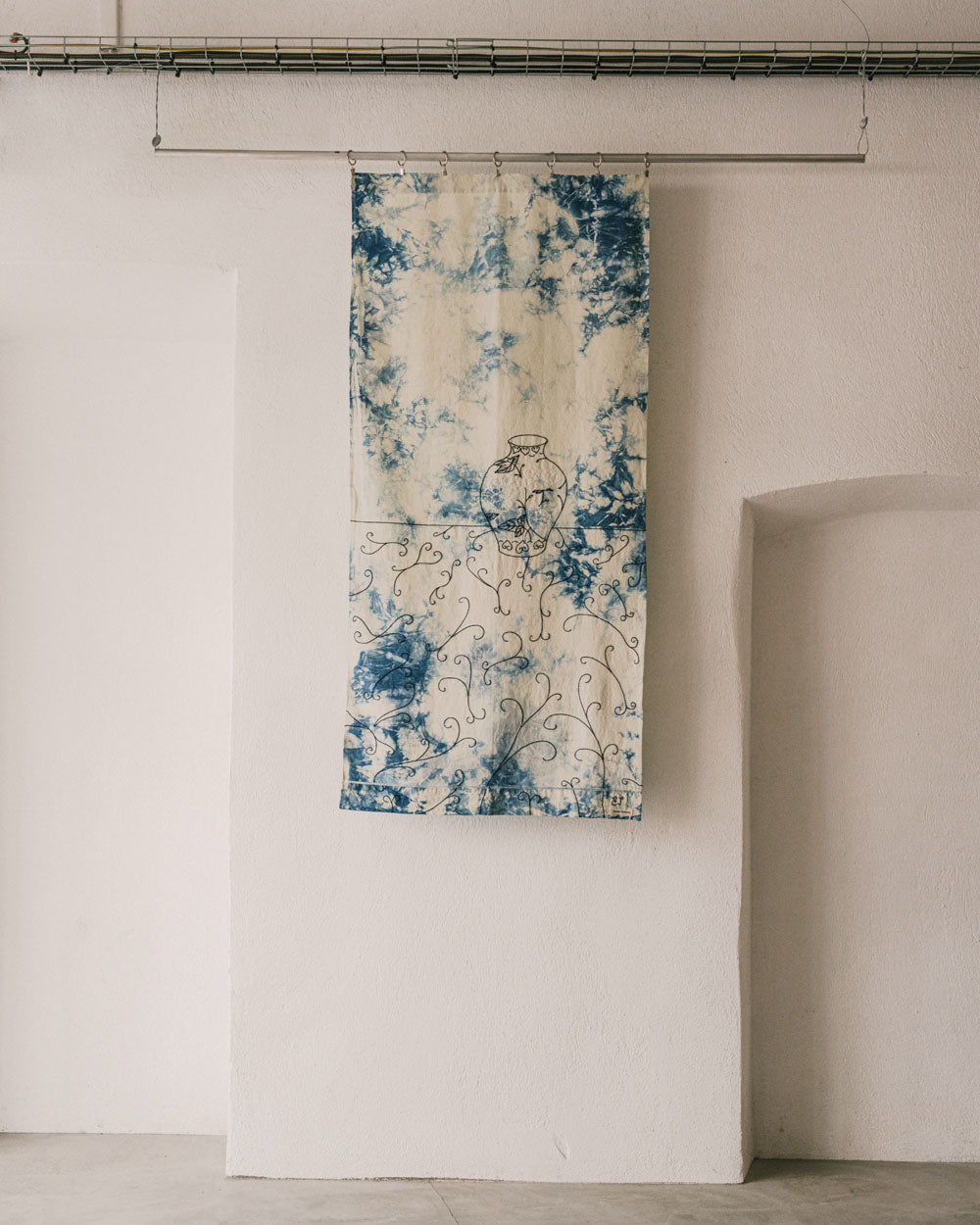 Chinese Vase Centerpiece Atelier Simone x Sarah Espeute