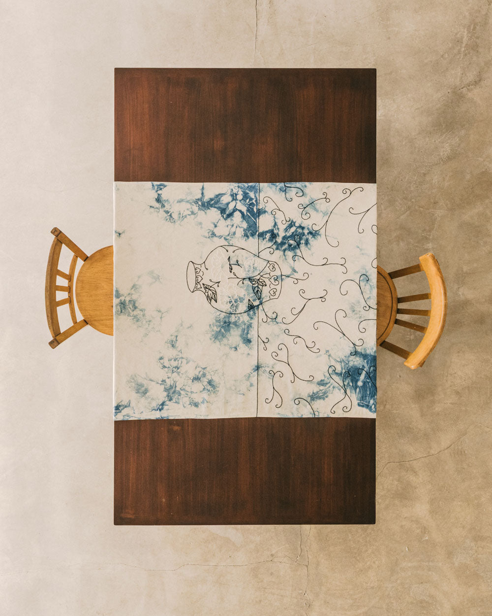 Chinese Vase Centerpiece Atelier Simone x Sarah Espeute