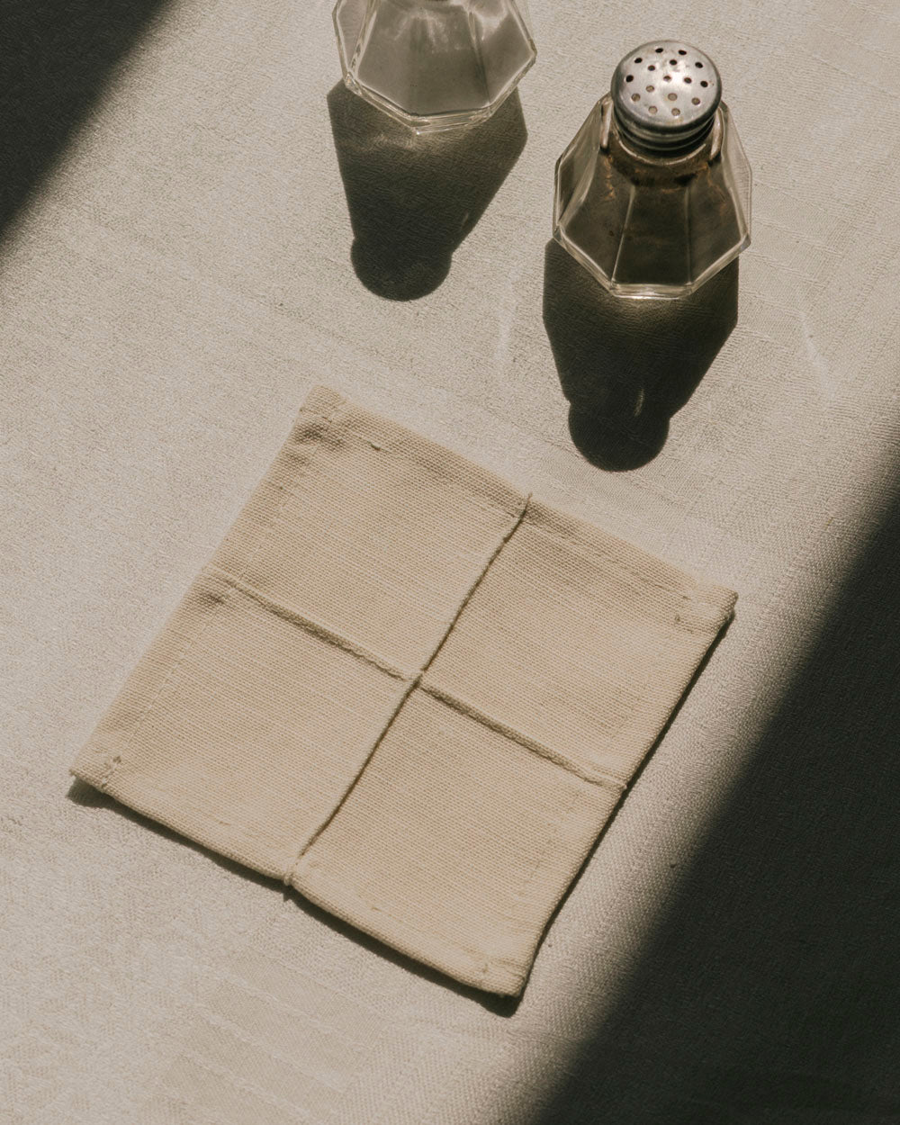 Salt & Pepper Mat